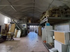 #12882 Porzione di capannone artigianale