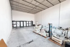 #22847 Porzione di capannone con piazzale privato