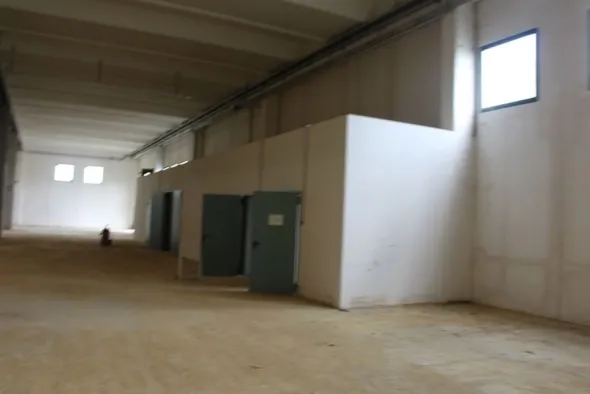 #13336 Porzione di capannone industriale