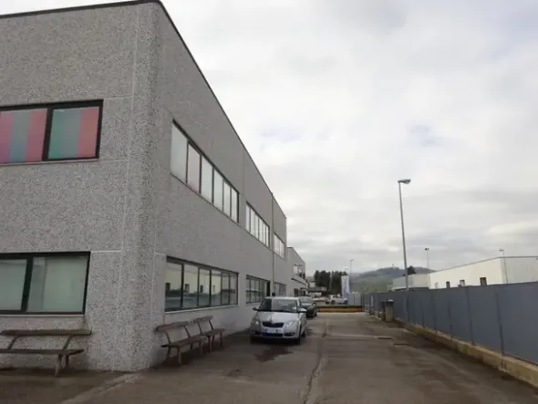 #6932 Porzione di capannone industriale