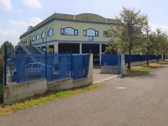 #4724 Porzione di edificio produttivo commerciale (part 1080)