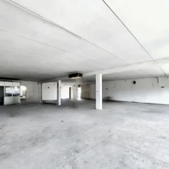 #23329 Porzione di fabbricato industriale al piano primo con rampa carrabile