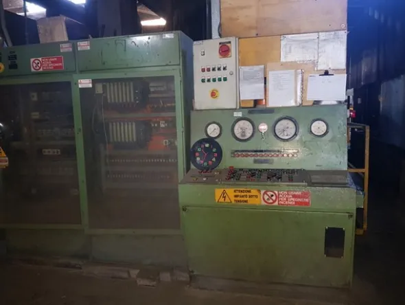 28#5098 Pressa a dieci vani