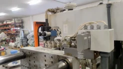Pressa a iniezione PONAR ŻYWIEC UT-090 H