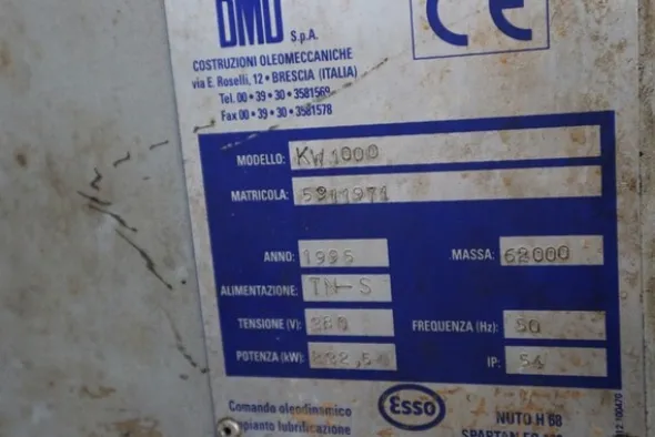 3#7165 Pressa iniezione BMB KW1000