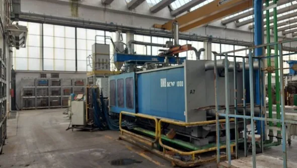 3#7165 Pressa iniezione BMB KW1000