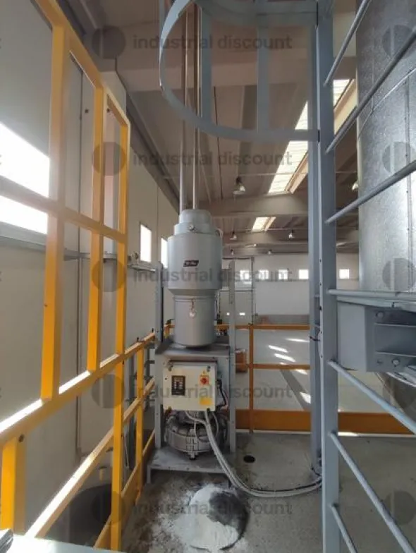 1#10039 Pressa iniezione Sacmi, stampo sacmi e robot di scarico Sytrama