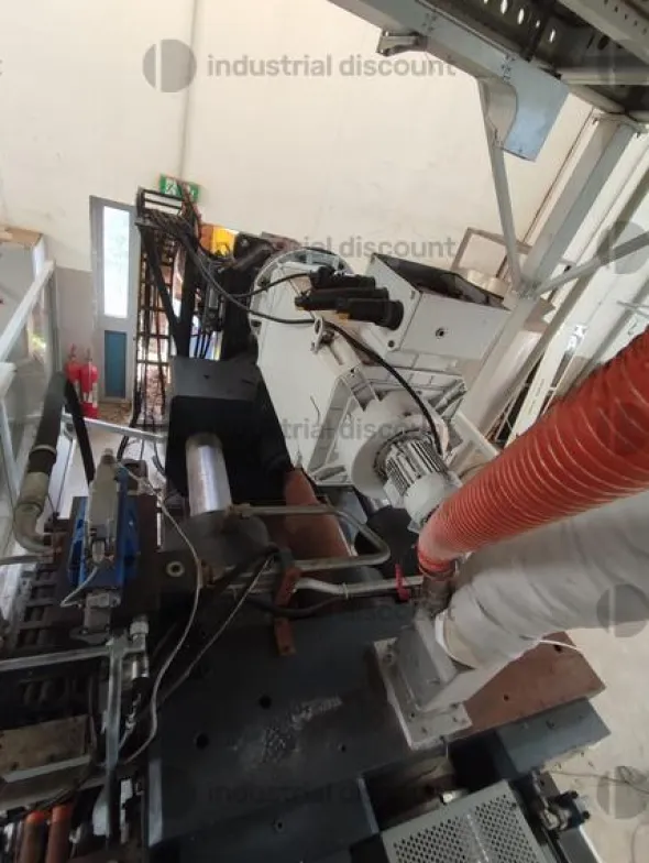 1#10039 Pressa iniezione Sacmi, stampo sacmi e robot di scarico Sytrama