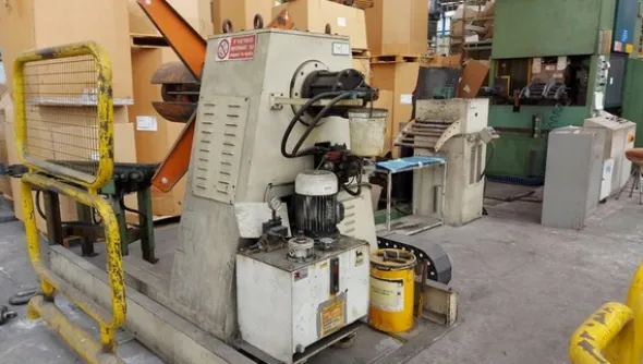 27#7166 Pressa meccanica Invernizzi DMVR-2