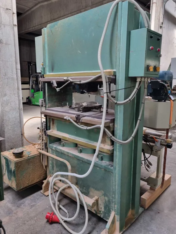 PRESSA per STAMPAGGIO e DEFORMAZIONE - VILMAR PS 900