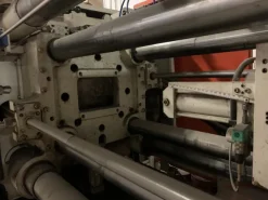 Pressa per termoindurente