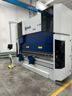 Pressa Piegatrice idr. MVD 3100 X 320 Ton CNC 8 assi