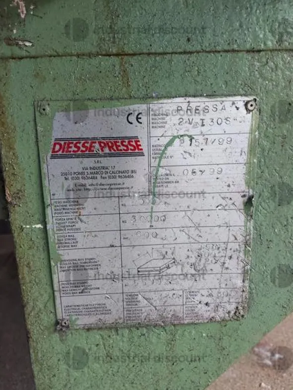 13#9070 Presse Esse 2 e Diesse
