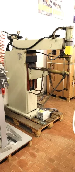 Puntatrice TECNA, 60 KVA.