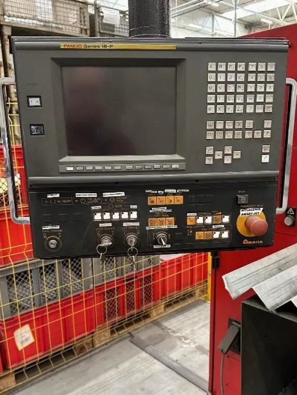 Punzonatrice CNC AMADA VIPROS 2510 KING