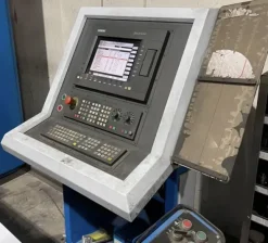PUNZONATRICE CNC FINN POWER