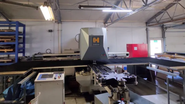 Punzonatrice HACO OMATIC 130 DTRH