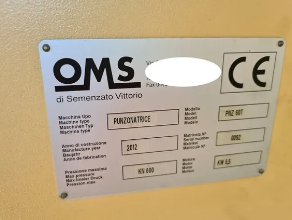 9#5516 Punzonatrice OMS e macchina levigatrice GNT