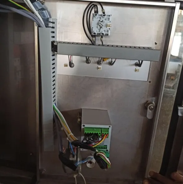 58#8391 Quadri elettrici in acciaio inox 4 pz