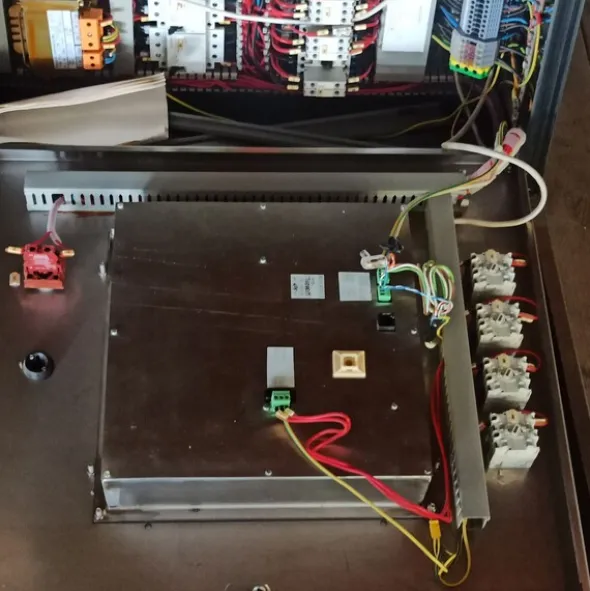 58#8391 Quadri elettrici in acciaio inox 4 pz