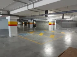 #12194 Quattro uffici al grezzo in complesso commerciale (sub 24,25,26,27)