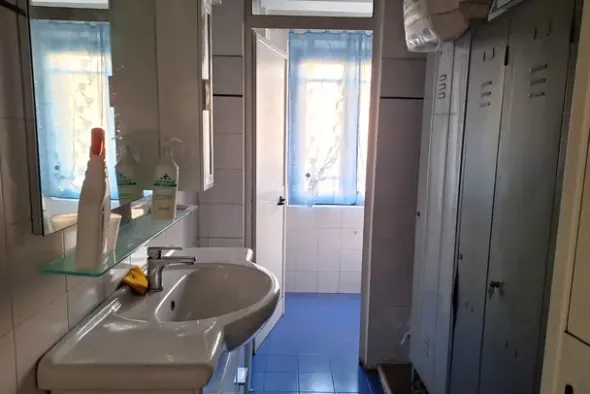 #2537987 Quota 1/2 di locale artigianale e area urbana