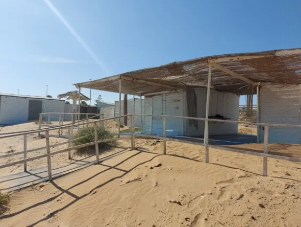1#8275 Ramo di azienda avente ad oggetto l’attività di stabilimento balneare