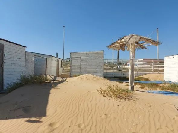 1#8275 Ramo di azienda avente ad oggetto l’attività di stabilimento balneare