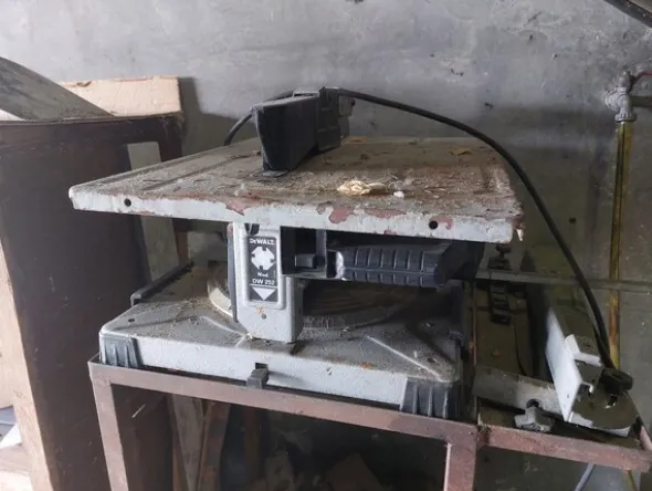 1#7771 Ramo di azienda dedita a commercio prodotti petroliferi