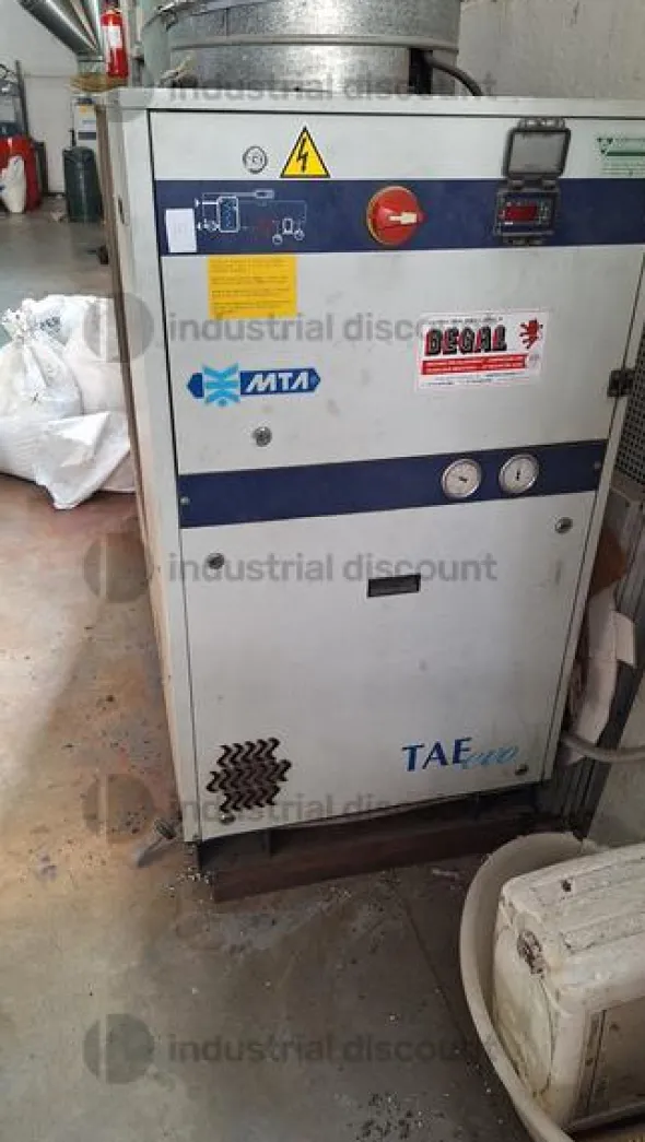 113#9909 Refrigeratore-chiller industriale