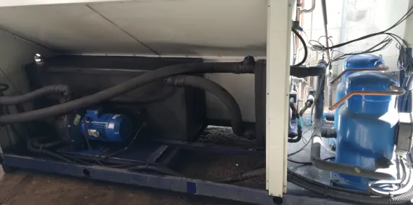 Refrigeratore di liquido per laser o altre applicazioni