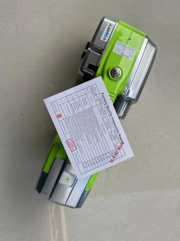 19#4978 Reggiatrice manuale a batteria
