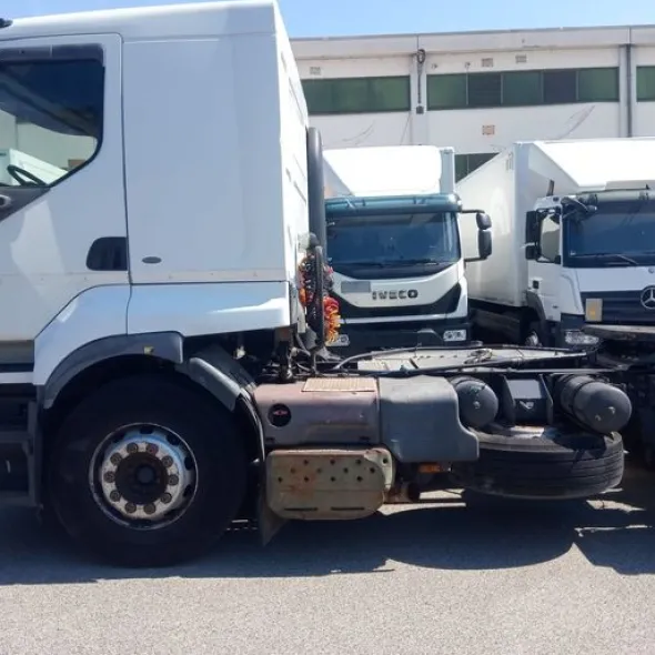 Renault Premium 420