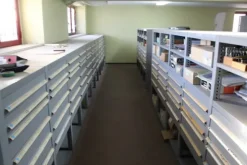 13#69640 Ricambi e utensili officina meccanica