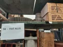 244#8002 Ricambi Fiat Allis per macchine agricole