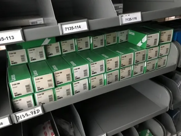 1#5072 Ricambi per autoveicoli