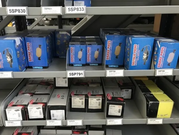 1#5072 Ricambi per autoveicoli