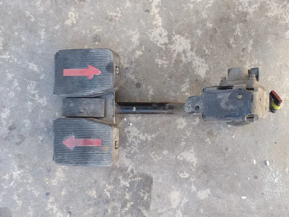 RICAMBI PER CARRELLO ELEVATORE OM FASE 20