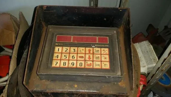 43#1832 Ricambi per piegatrici