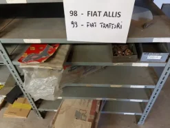 245#8002 Ricambi per trattori Fiat