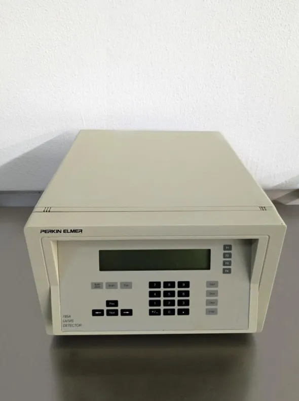 RILEVATORE UV/VIS HPLC PERKIN ELMER 785 CORAD (COMP-27)
