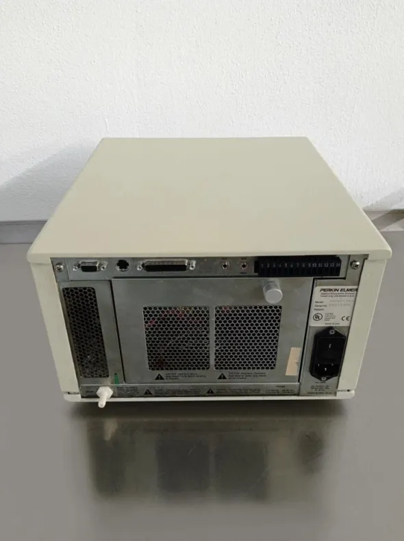 RILEVATORE UV/VIS HPLC PERKIN ELMER 785 CORAD (COMP-27)