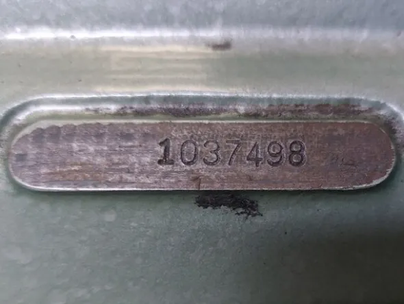 1#8180 Rimanenze di magazzino abbigliamento e macchine per confezionamento