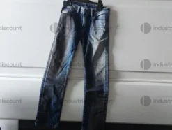 2#10090 Rimanenze di magazzino di abbigliamento