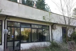 #24632 Ristorante con terreno agricolo in parte edificabile