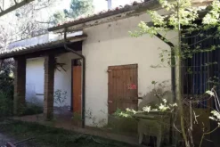 #24632 Ristorante con terreno agricolo in parte edificabile