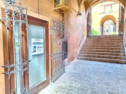 #2515027 Ristorante in palazzo storico e servizi