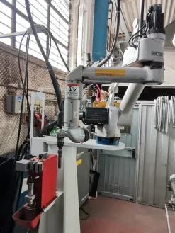 ROBOT DI SALDATURA OTC