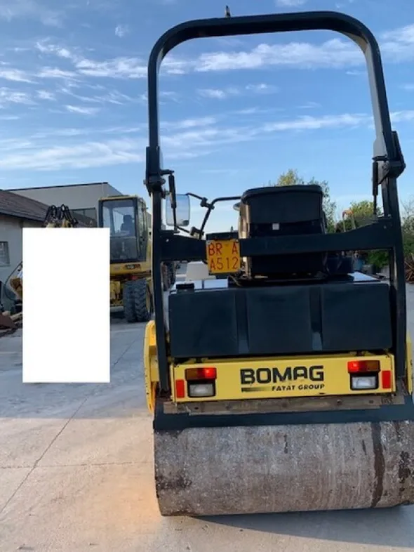 4#6189 Rullo Bomag