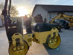 4#6189 Rullo Bomag